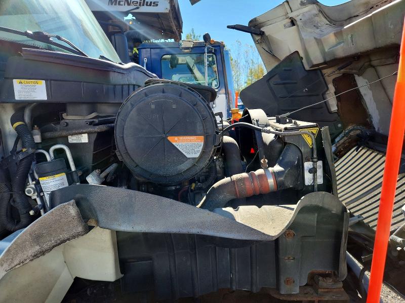 71557236 :رقم المزاد ، 1HTMKAAN2BH319113 vin ، 2011 International 4000 مزاد بيع