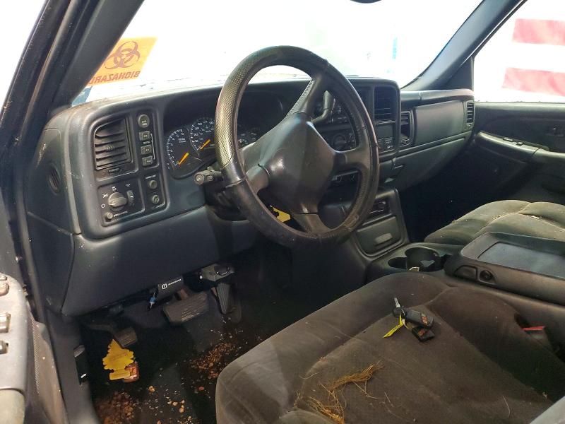 Продаж на аукціоні авто 2000 Chevrolet Silverado, vin: 1GCGK29U0YE304079, номер лоту: 72964006