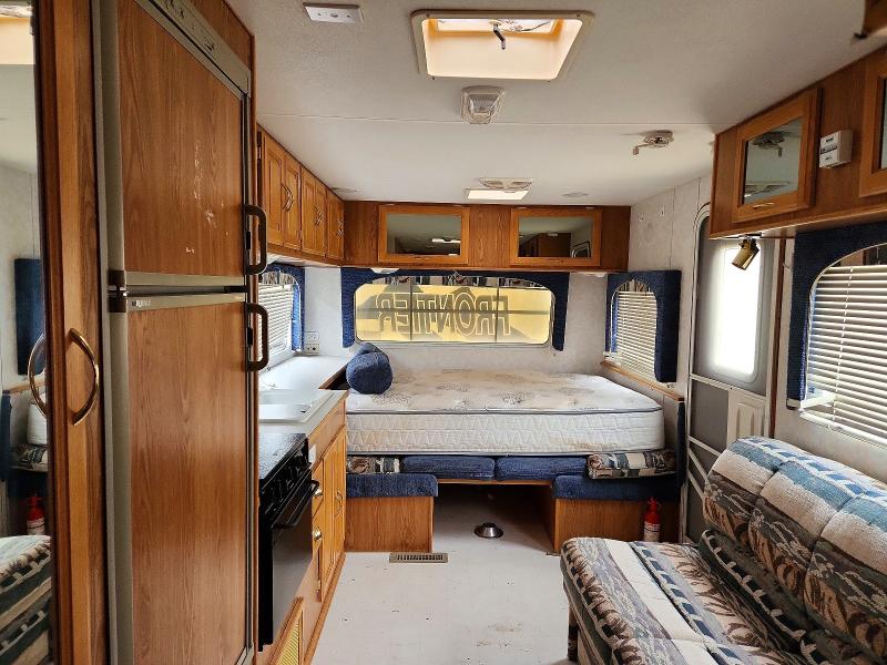 Продажа на аукционе авто 2001 Frontier Recreational Vehicle (rv), vin: 2PETC225711011082, номер лота: 70683876