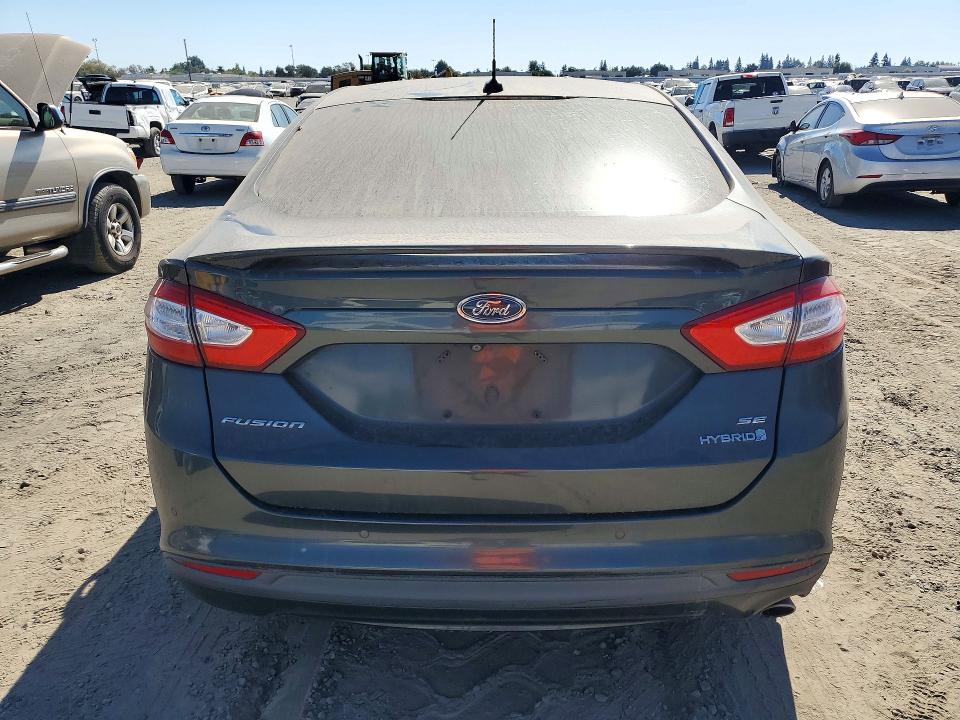 71631396 :رقم المزاد ، 3FA6P0LUXFR236061 vin ، 2015 Ford Fusion مزاد بيع