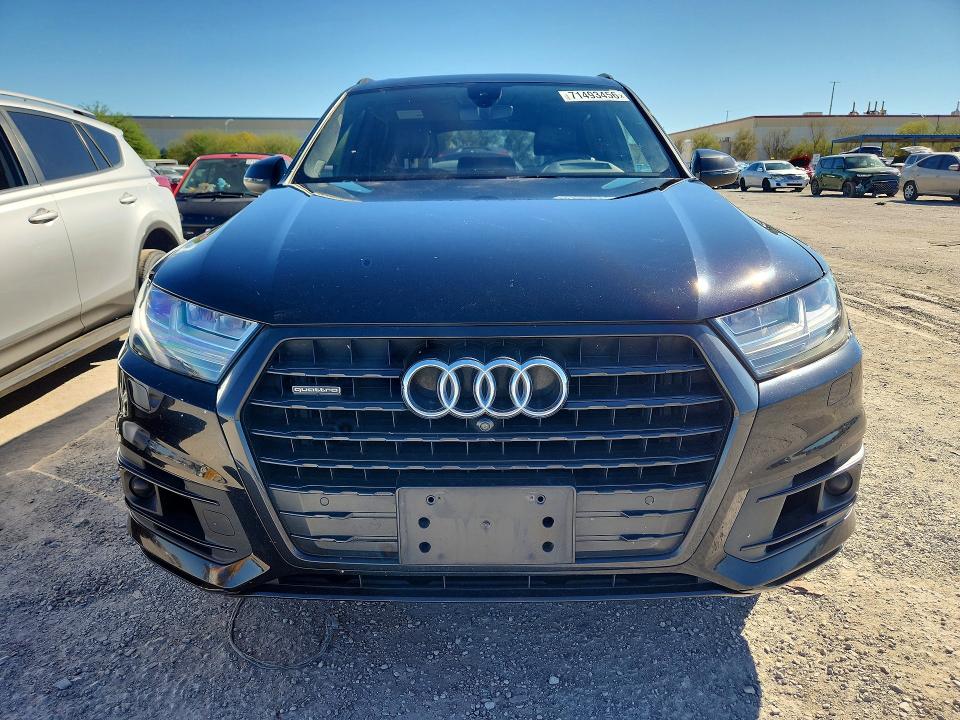 Продажа на аукционе авто 2017 Audi Q7, vin: WA1VAAF78HD057008, номер лота: 71493456