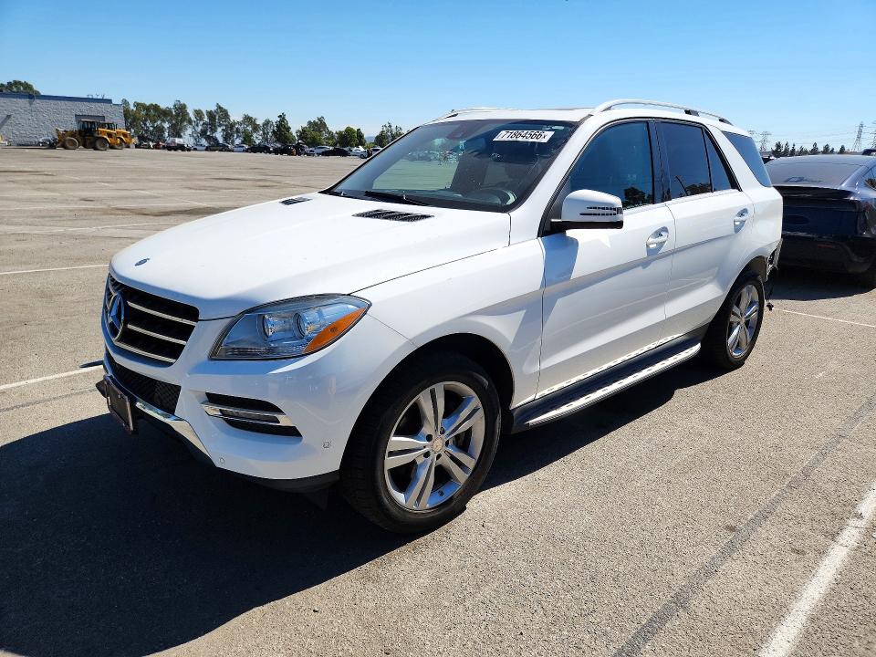 Auction sale of the 2015 Mercedes-benz Ml, vin: 4JGDA5JB2FA560886, lot number: 71864566