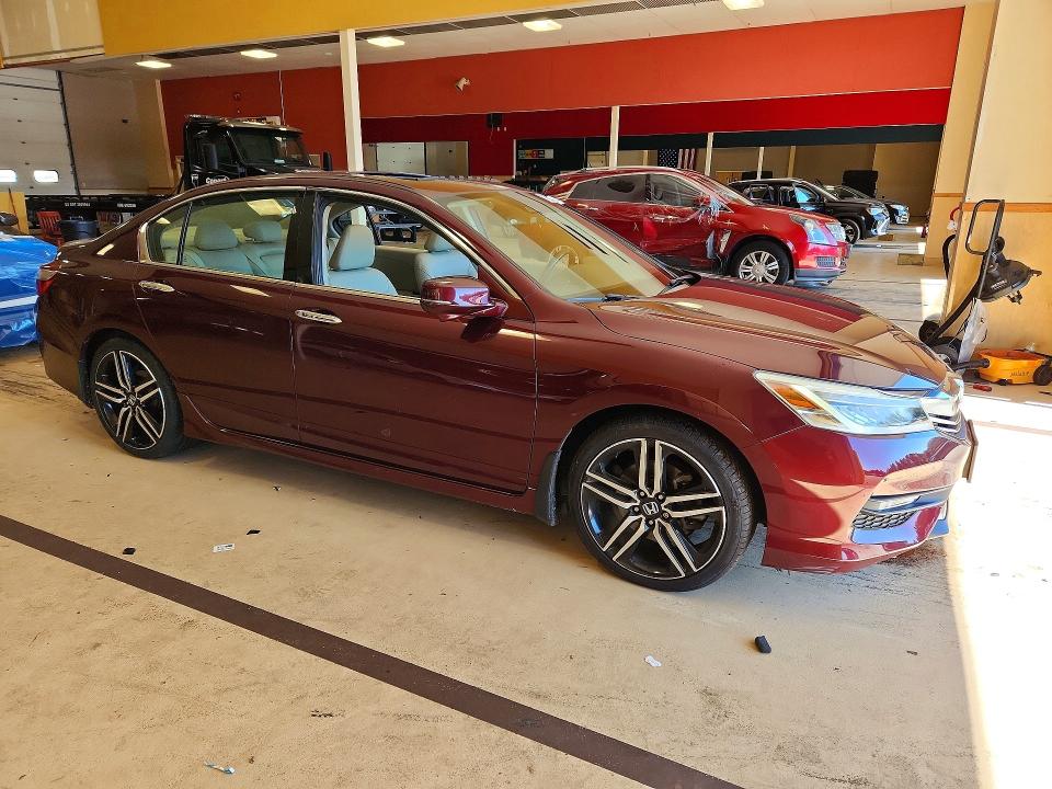 2017 Honda Accord მანქანა იყიდება აუქციონზე, vin: 1HGCR3F90HA012327, აუქციონის ნომერი: 71393266