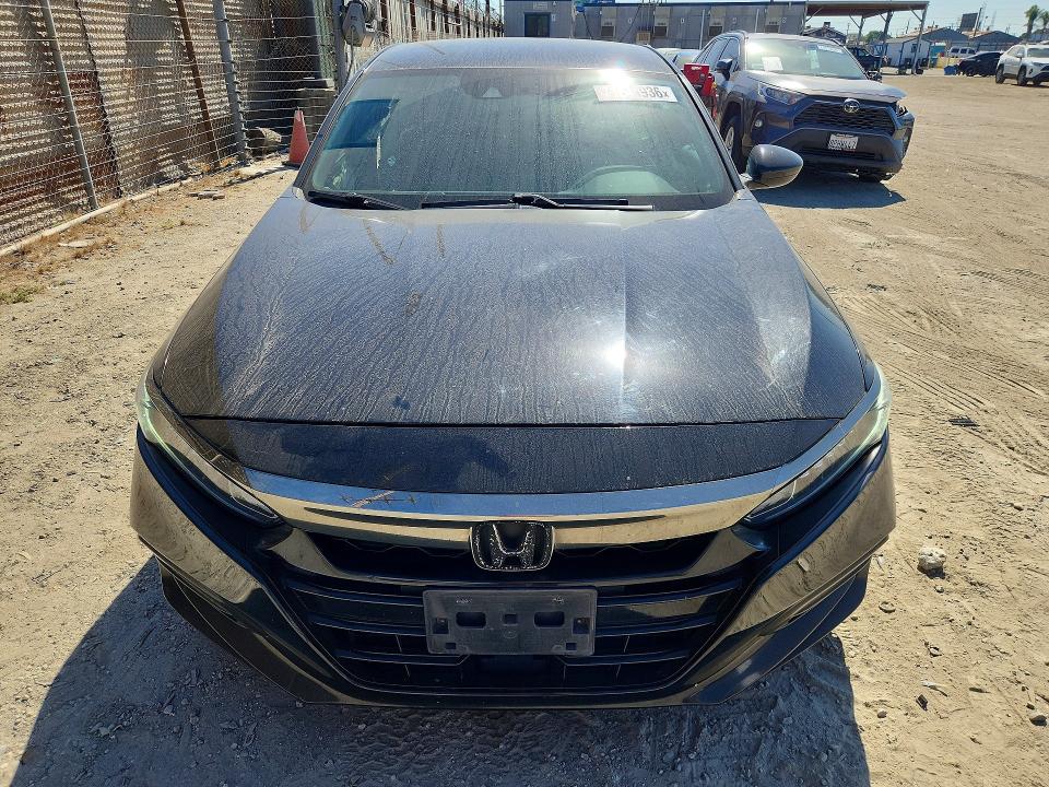 Aukcja sprzedaży 2018 Honda Accord, vin: 1HGCV1F32JA199121, numer aukcji: 71544936
