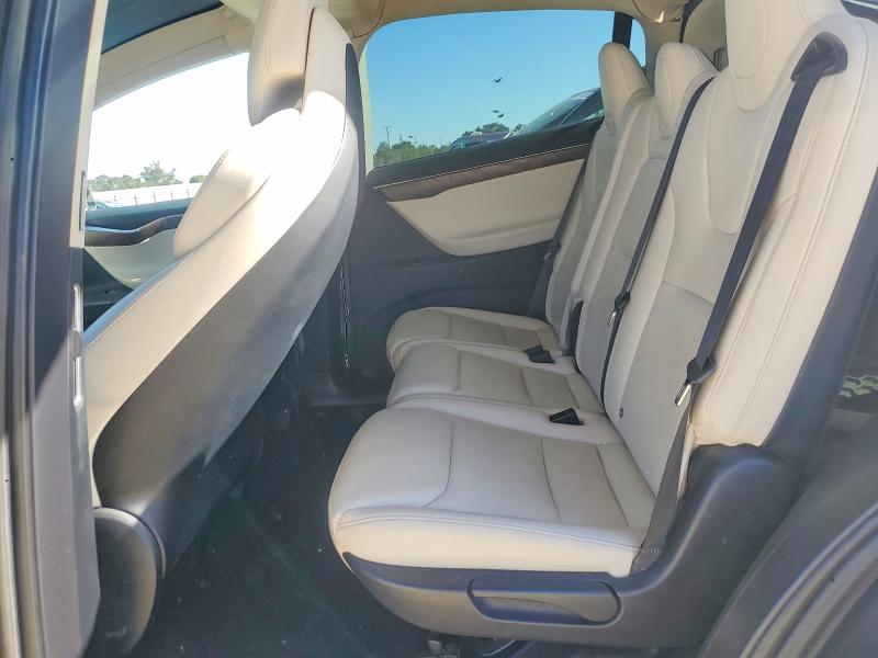 Продаж на аукціоні авто 2018 Tesla Model X, vin: 5YJXCAE21JF093846, номер лоту: 71592946