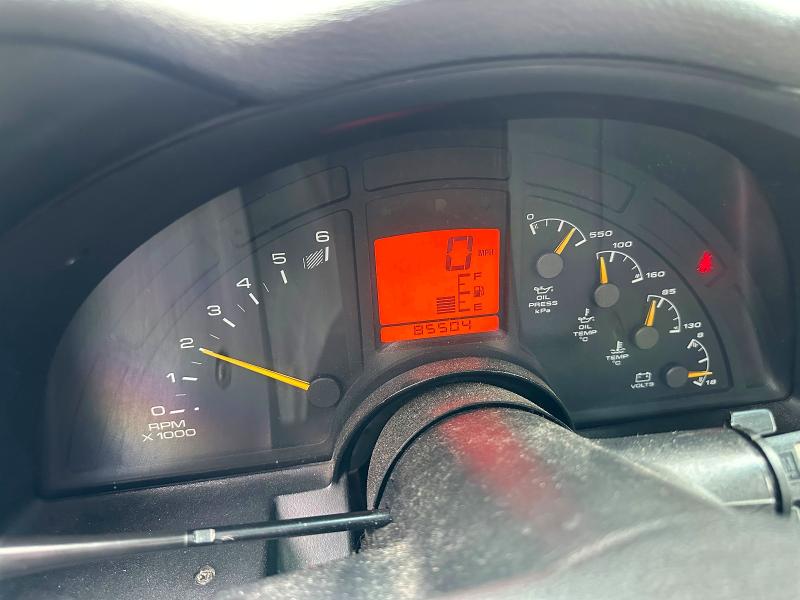 71567126 :رقم المزاد ، 1G1YY22P0R5108807 vin ، 1994 Chevrolet Corvette مزاد بيع