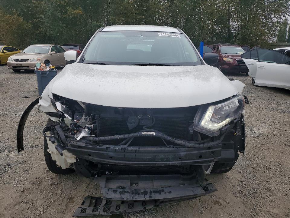 Продаж на аукціоні авто 2017 Nissan Rogue, vin: KNMAT2MT5HP549482, номер лоту: 71452866