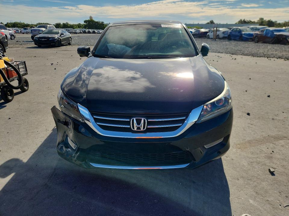 2013 Honda Accord მანქანა იყიდება აუქციონზე, vin: 1HGCR2F89DA213462, აუქციონის ნომერი: 71225866