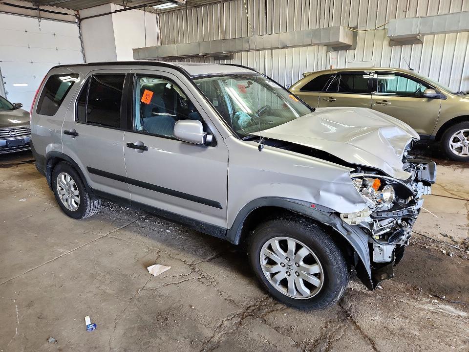 72033516 :رقم المزاد ، JHLRD78875C046271 vin ، 2005 Honda Cr-v مزاد بيع