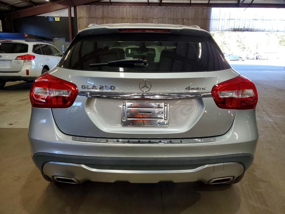 71964896 :رقم المزاد ، WDCTG4GB5JJ429048 vin ، 2018 Mercedes-benz Gla مزاد بيع