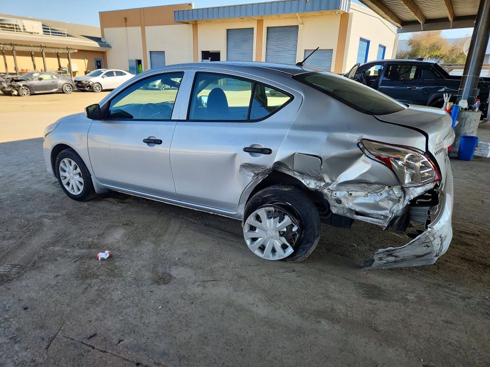 2017 Nissan Versa მანქანა იყიდება აუქციონზე, vin: 3N1CN7AP6HL805912, აუქციონის ნომერი: 72053546
