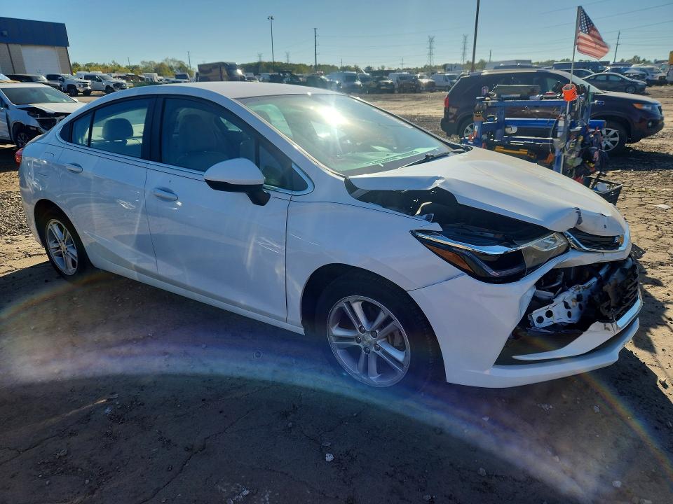 2016 Chevrolet Cruze მანქანა იყიდება აუქციონზე, vin: 1G1BE5SM5G7311831, აუქციონის ნომერი: 71274816