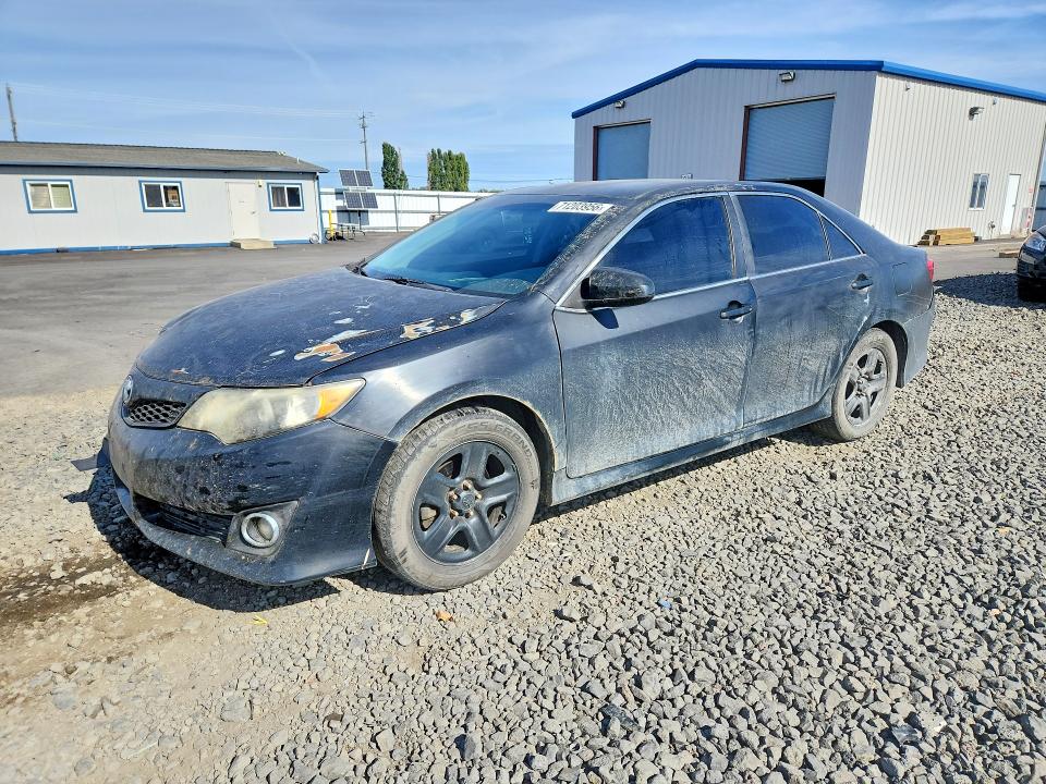 2013 Toyota Camry მანქანა იყიდება აუქციონზე, vin: 4T1BF1FK6DU648992, აუქციონის ნომერი: 71203956