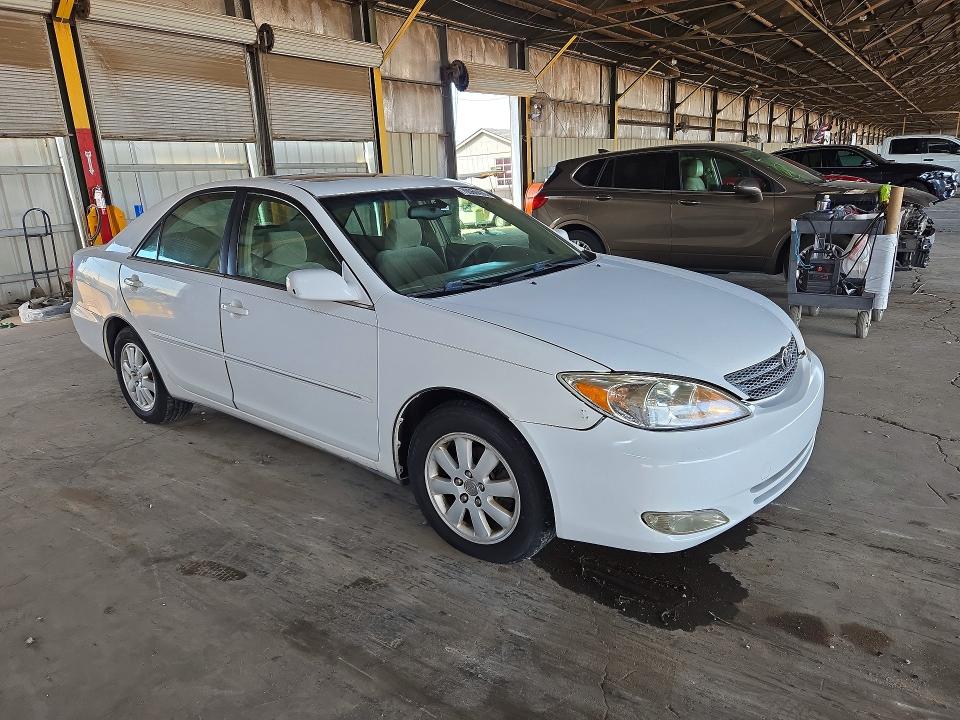 70566476 :رقم المزاد ، 4T1BE30K83U247899 vin ، 2003 Toyota Camry مزاد بيع