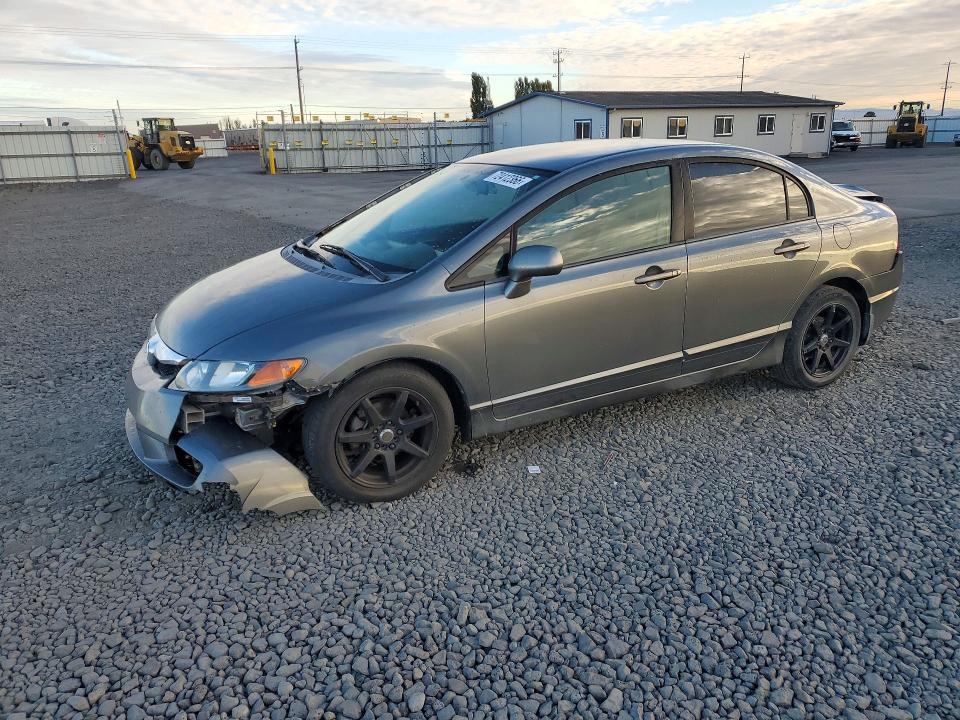 2011 Honda Civic მანქანა იყიდება აუქციონზე, vin: 19XFA1F59BE044623, აუქციონის ნომერი: 72412366