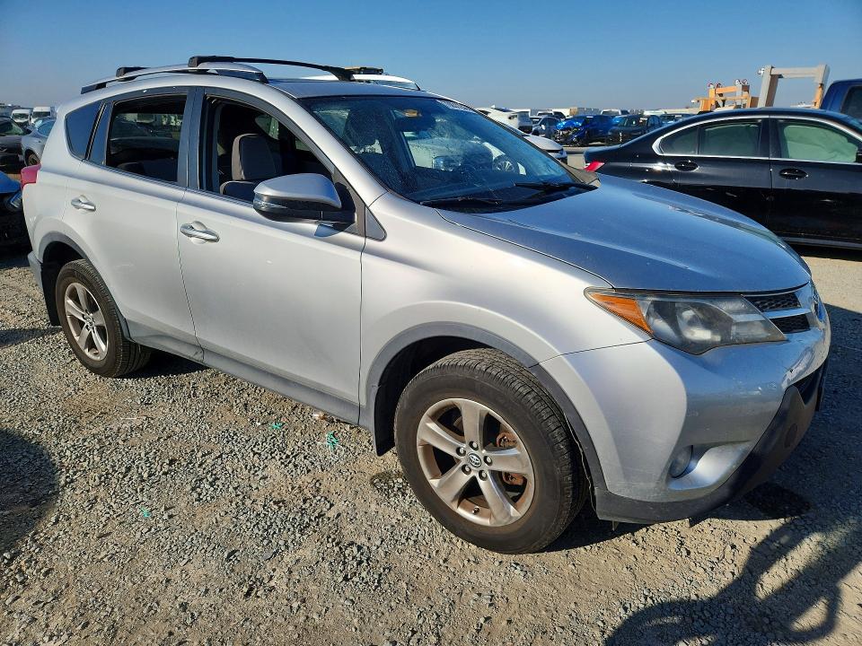 2015 Toyota Rav4 მანქანა იყიდება აუქციონზე, vin: JTMWFREV1FJ044500, აუქციონის ნომერი: 70831236