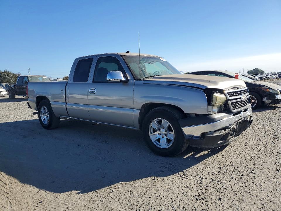 2005 Chevrolet Silverado მანქანა იყიდება აუქციონზე, vin: 1GCEC19Z55Z329574, აუქციონის ნომერი: 71225536
