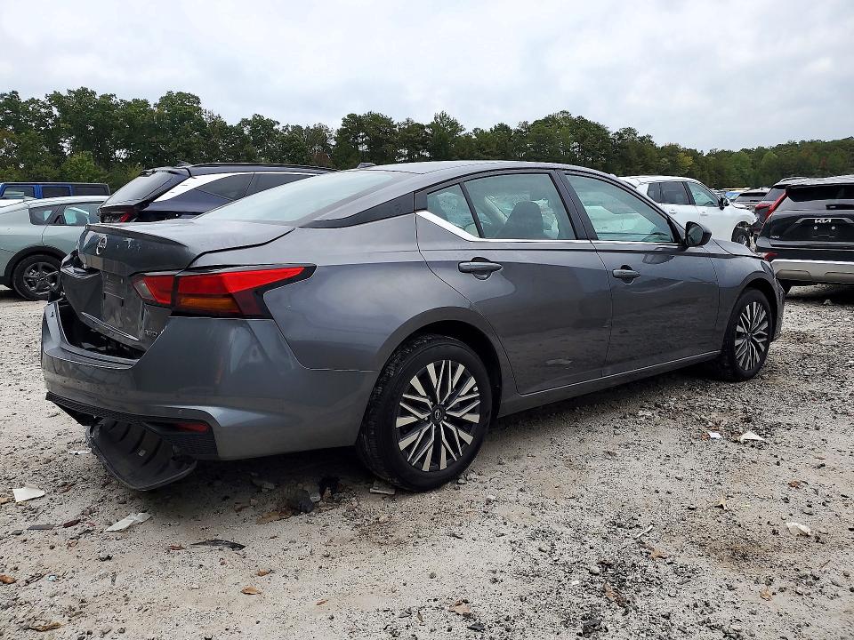 Auction sale of the 2026 Nissan Altima, vin: 1N4BL4DW3TN304460, lot number: 71932526