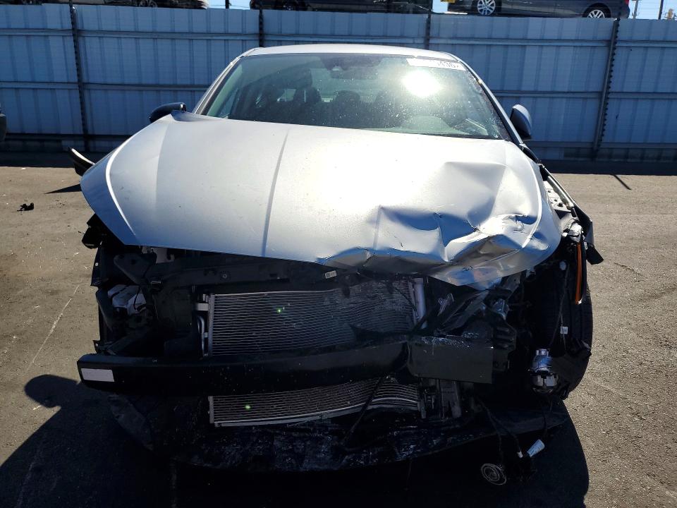 71510436 :رقم المزاد ، 5NPD74LF5LH604400 vin ، 2020 Hyundai Elantra مزاد بيع