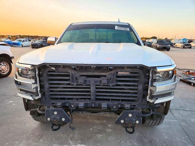 72747286 :رقم المزاد ، 3GCUKTEJ2JG122208 vin ، 2018 Chevrolet Silverado مزاد بيع