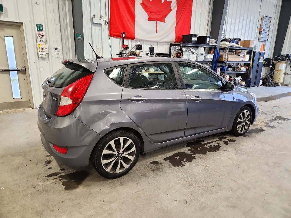 Продаж на аукціоні авто 2017 Hyundai Accent, vin: KMHCT5AE6HU329569, номер лоту: 72220006