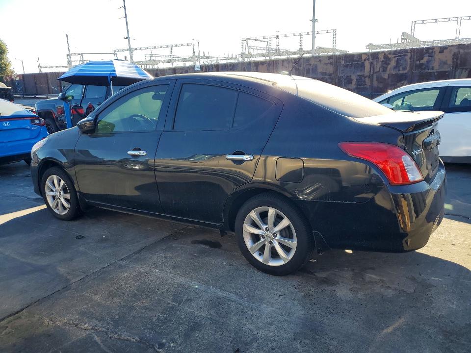 2017 Nissan Versa მანქანა იყიდება აუქციონზე, vin: 3N1CN7AP7HL834464, აუქციონის ნომერი: 71819916