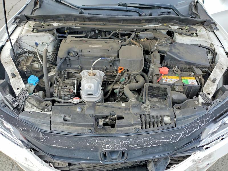 71203966 :رقم المزاد ، 1HGCR2F54HA192838 vin ، 2017 Honda Accord مزاد بيع