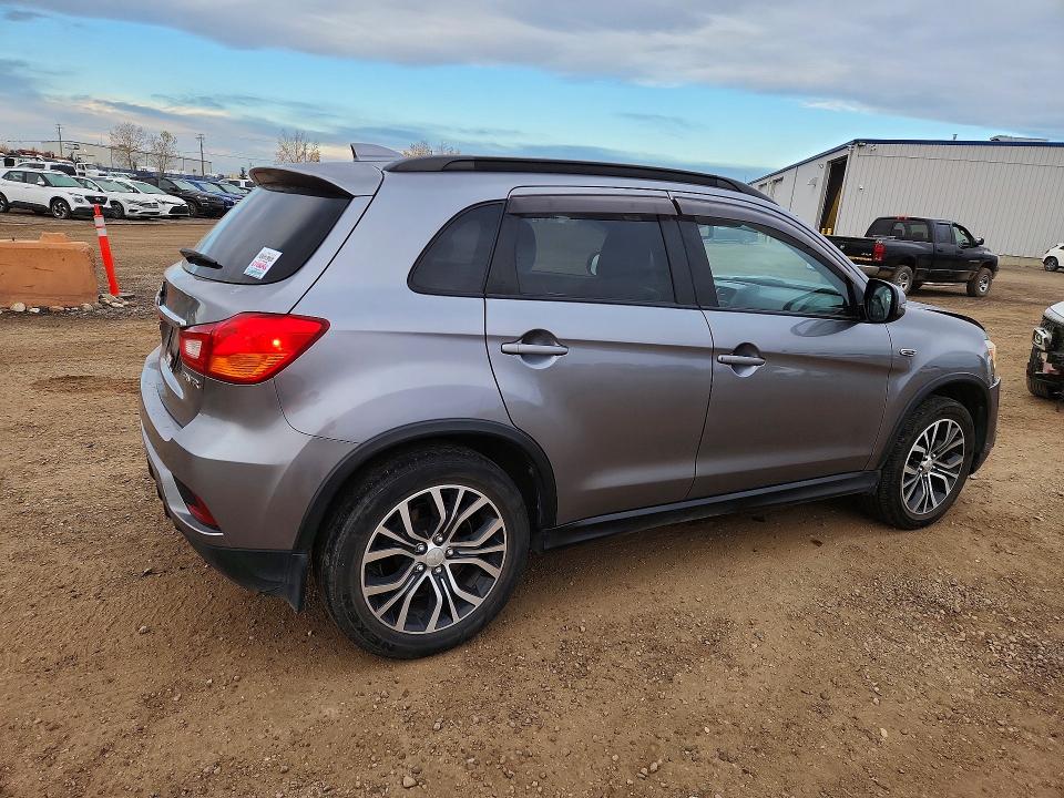 Продаж на аукціоні авто 2018 Mitsubishi Rvr, vin: JA4AJ4AWXJZ614122, номер лоту: 72233706