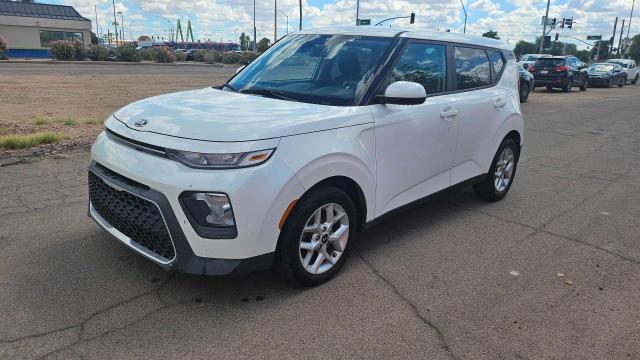 71520496 :رقم المزاد ، KNDJ23AU5L7017051 vin ، 2020 Kia Soul مزاد بيع