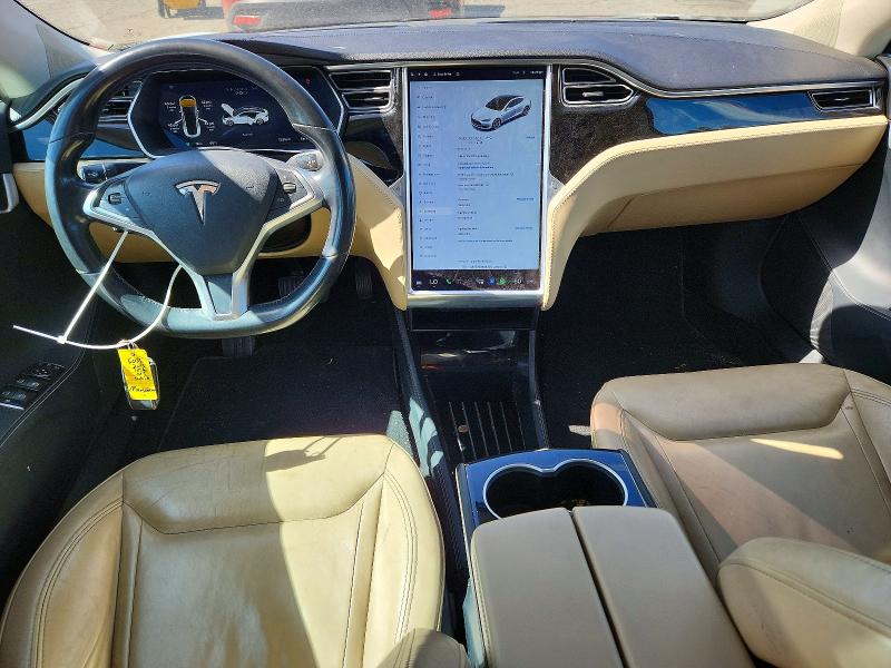 Продажа на аукционе авто 2015 Tesla Model S, vin: 5YJSA1S20FF085264, номер лота: 72958666
