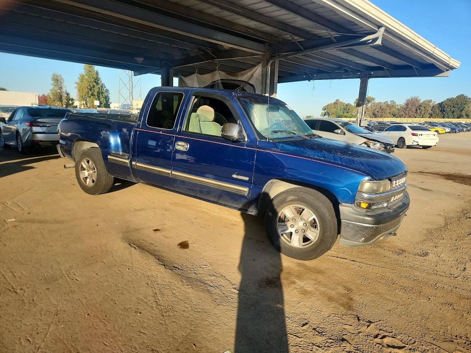 Продажа на аукционе авто 2000 Chevrolet Silverado, vin: 2GCEC19T8Y1318660, номер лота: 71721206
