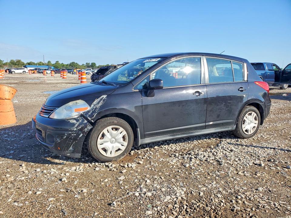 2011 Nissan Versa მანქანა იყიდება აუქციონზე, vin: 3N1BC1CP8BL372547, აუქციონის ნომერი: 71287716