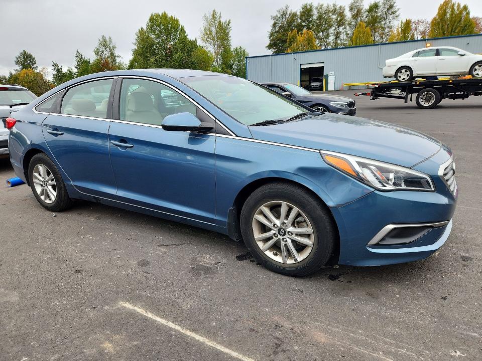 2017 Hyundai Sonata მანქანა იყიდება აუქციონზე, vin: 5NPE24AF1HH490585, აუქციონის ნომერი: 72050076
