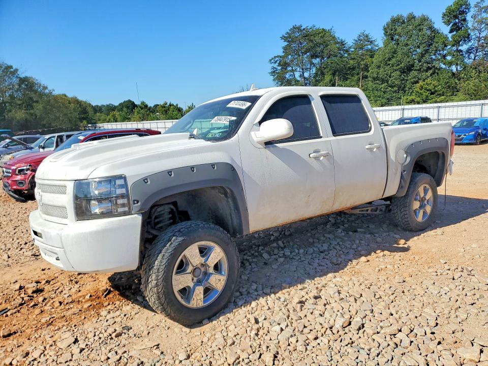 Auction sale of the 2010 Chevrolet Silverado, vin: 3GCRKSE31AG241711, lot number: 71741496