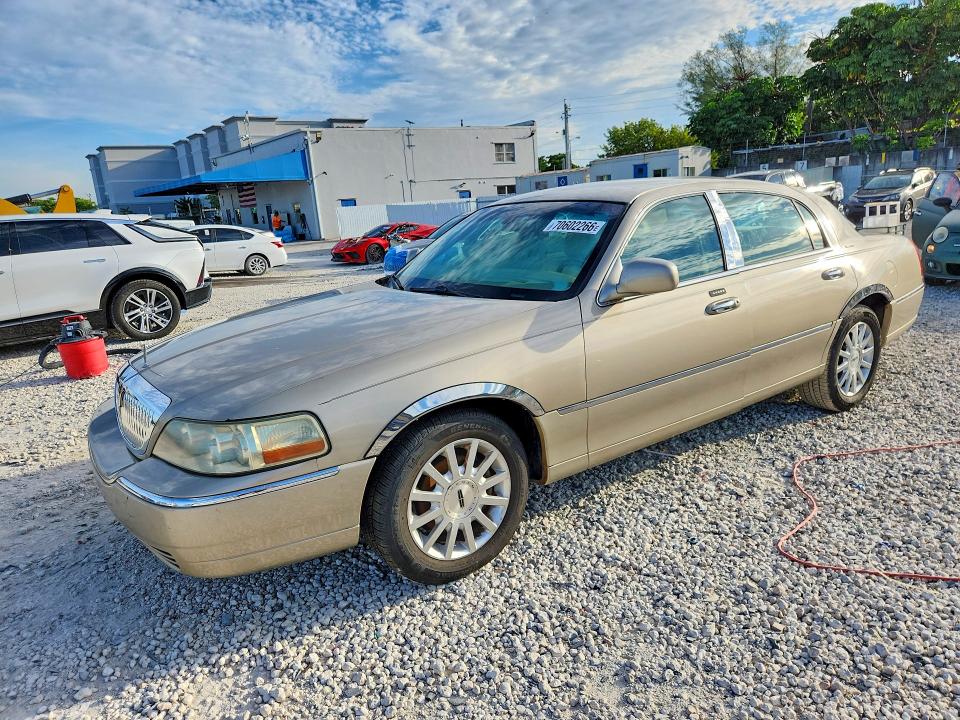 Aukcja sprzedaży 2006 Lincoln Town Car, vin: 1LNHM81W26Y644422, numer aukcji: 70602266