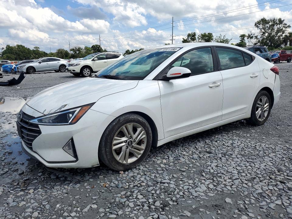 72321186 :رقم المزاد ، 5NPD84LF4LH577820 vin ، 2020 Hyundai Elantra مزاد بيع