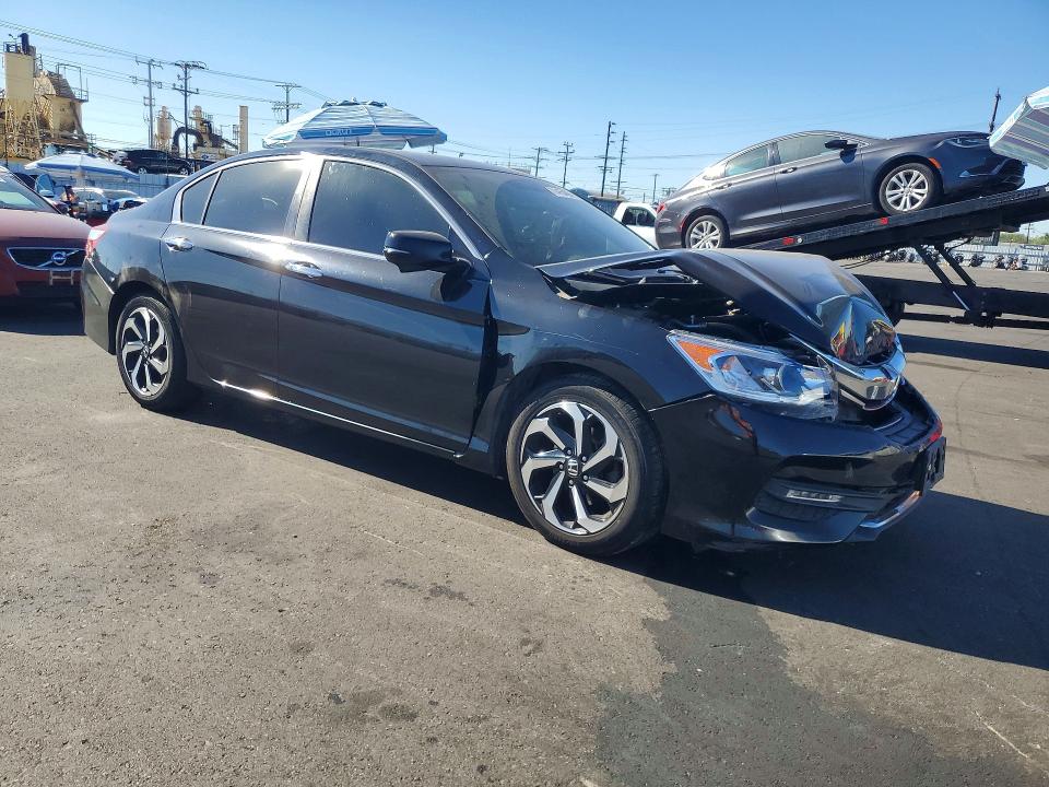Продажа на аукционе авто 2017 Honda Accord, vin: 1HGCR2F7XHA216495, номер лота: 71415486
