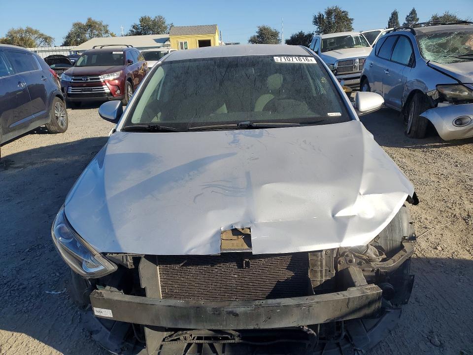71071816 :رقم المزاد ، 5NPD84LF6JH329646 vin ، 2018 Hyundai Elantra مزاد بيع