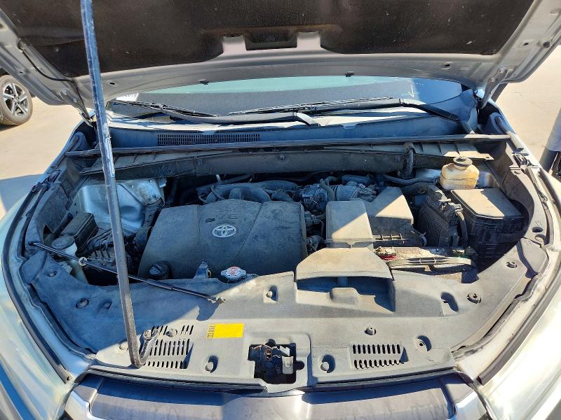 2018 Toyota Highlander მანქანა იყიდება აუქციონზე, vin: 5TDZZRFH8JS241222, აუქციონის ნომერი: 72251876