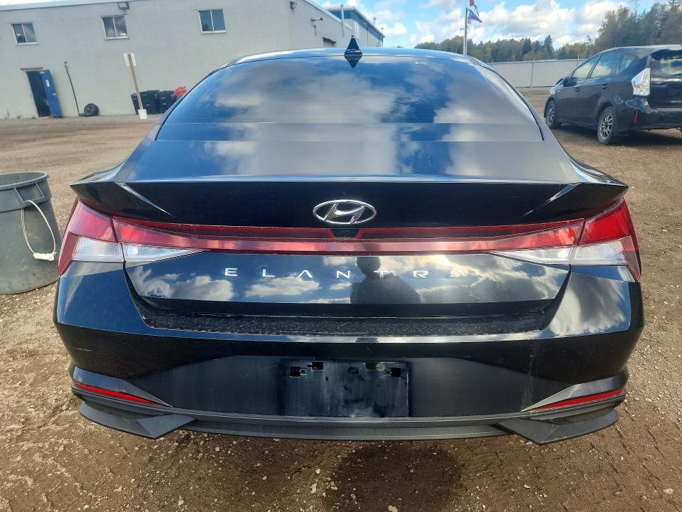 70105146 :رقم المزاد ، KMHLM4AG4NU278674 vin ، 2022 Hyundai Elantra مزاد بيع