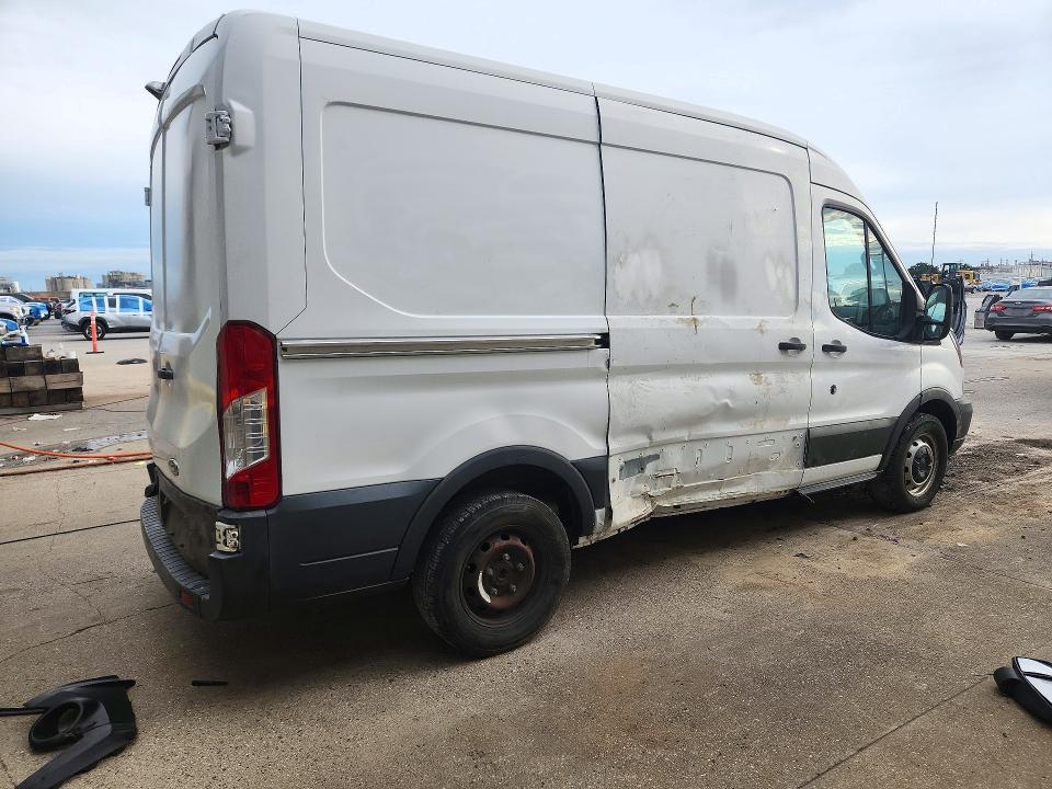 72160716 :رقم المزاد ، 1FTYE1CM1GKA07983 vin ، 2016 Ford Transit مزاد بيع