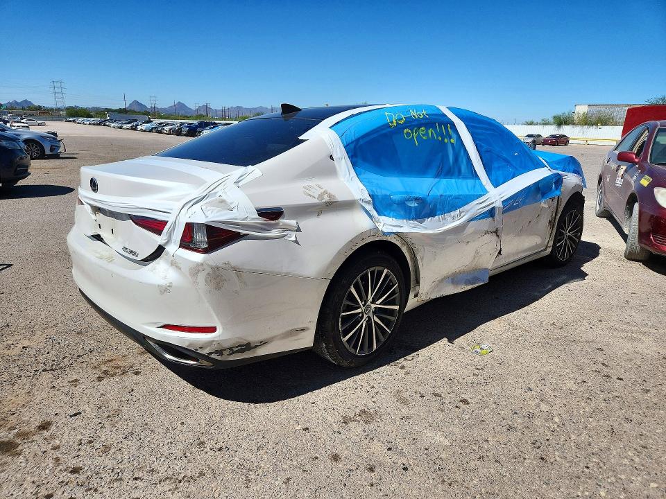 Продажа на аукционе авто 2024 Lexus Es 350, vin: 58ADZ1B11RU161972, номер лота: 71690936