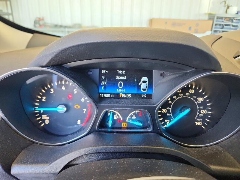 Продажа на аукционе авто 2017 Ford Escape, vin: 1FMCU0GD0HUB48708, номер лота: 71540226