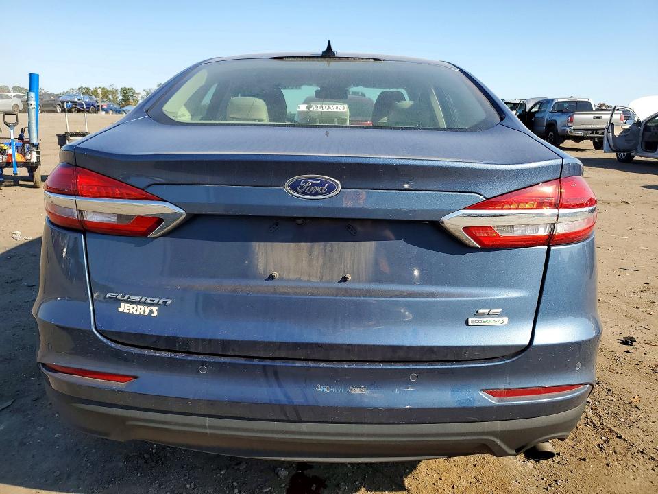 Продажа на аукционе авто 2019 Ford Fusion, vin: 3FA6P0HD2KR267582, номер лота: 72122176
