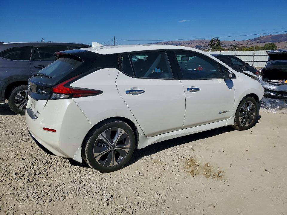 71999966 :رقم المزاد ، 1N4AZ1CP7KC306709 vin ، 2019 Nissan Leaf مزاد بيع