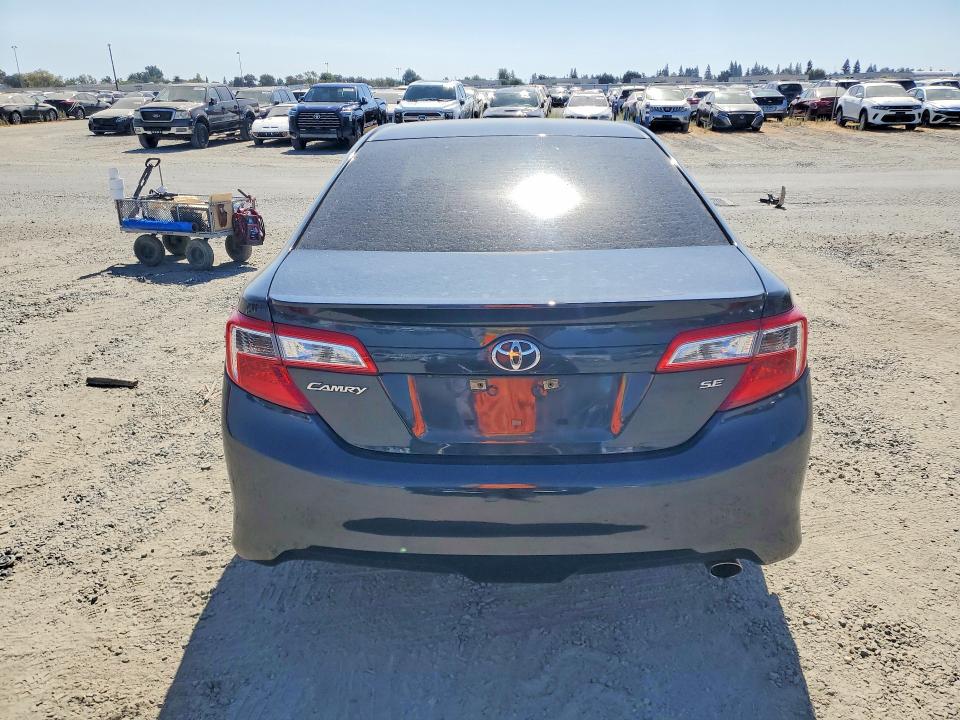 Продаж на аукціоні авто 2014 Toyota Camry, vin: 4T1BF1FK0EU470370, номер лоту: 71272396