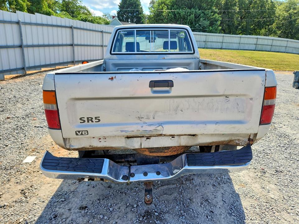 1991 Toyota Pickup მანქანა იყიდება აუქციონზე, vin: JT4VN13G4M5050429, აუქციონის ნომერი: 70993426
