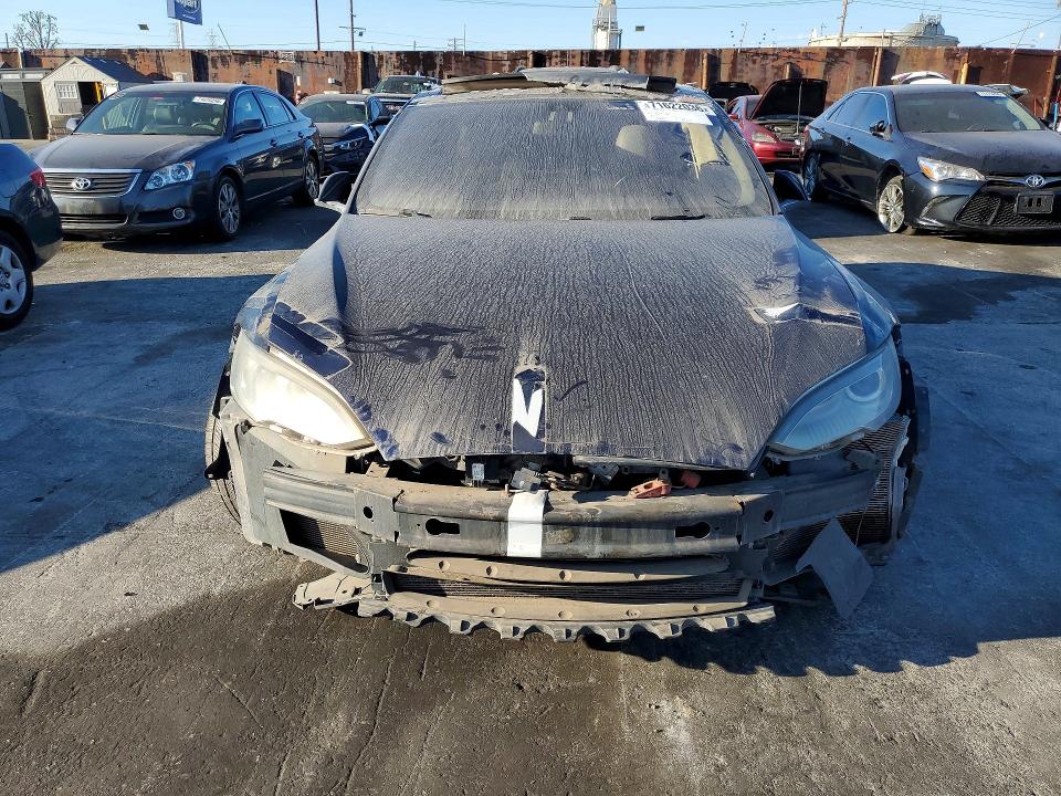 Продаж на аукціоні авто 2014 Tesla Model S, vin: 5YJSA1S12EFP32933, номер лоту: 71622036