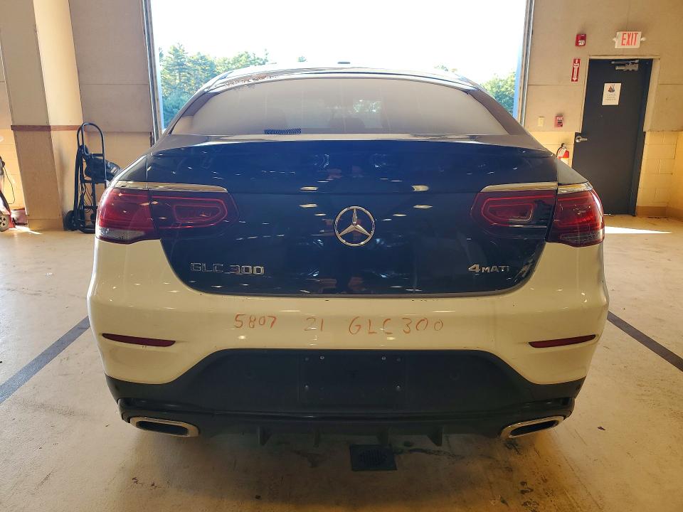 71809786 :رقم المزاد ، W1N0J8EB5MF948170 vin ، 2021 Mercedes-benz Glc Coupe مزاد بيع