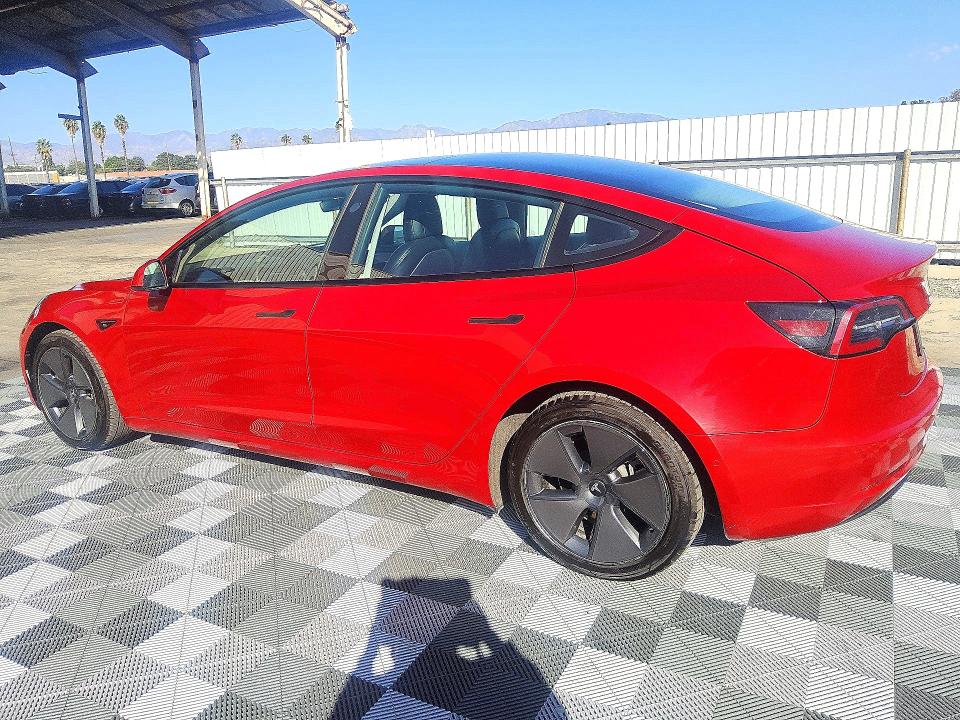 Продажа на аукционе авто 2022 Tesla Model 3, vin: 5YJ3E1EA5NF184799, номер лота: 72530786